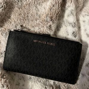Micheal Kors Womens Wallet